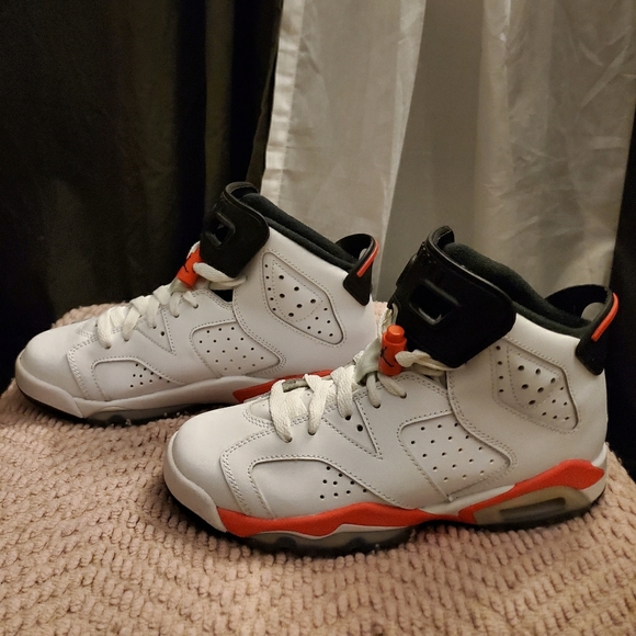AIR JORDAN 6 RETRO BG 'INFRARED' 2014 - Picture 1 of 3